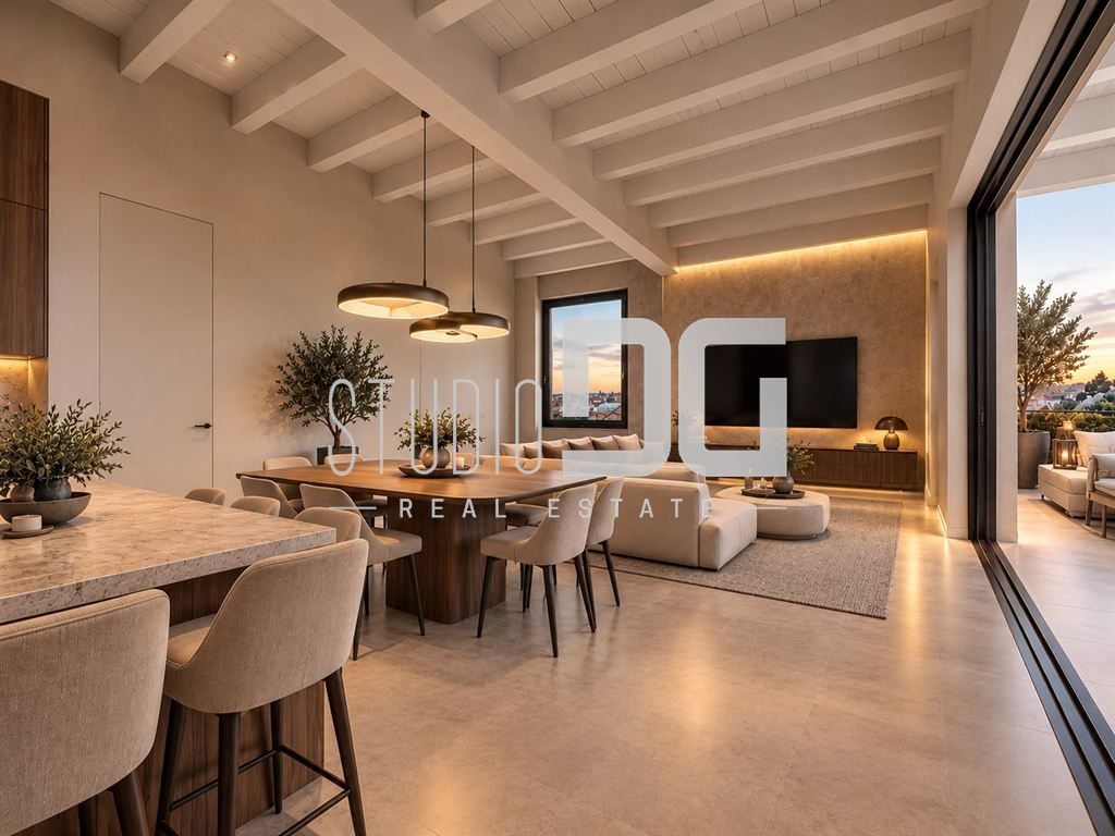 PRESTIGIOSO ATTICO DI NUOVA COSTRUZIONE CON TERRAZZI E ASCENSORE PRIVATO