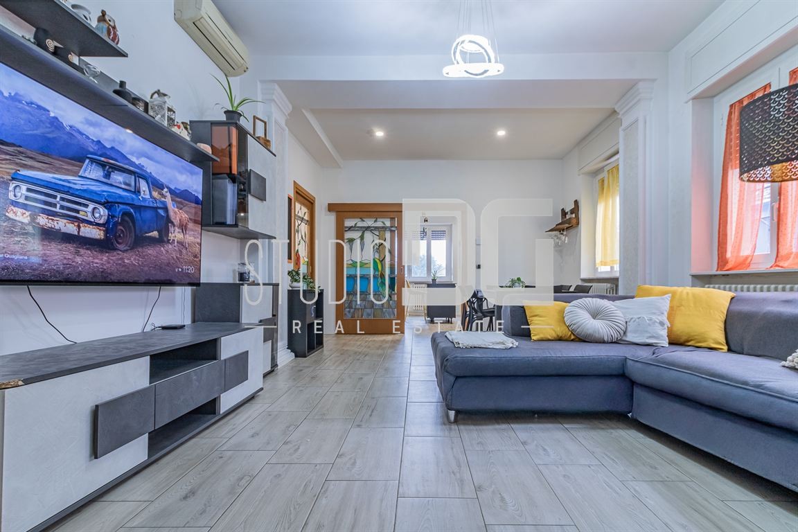 TRILOCALE IN PICCOLA PALAZZINA DI TRE FAMIGLIE